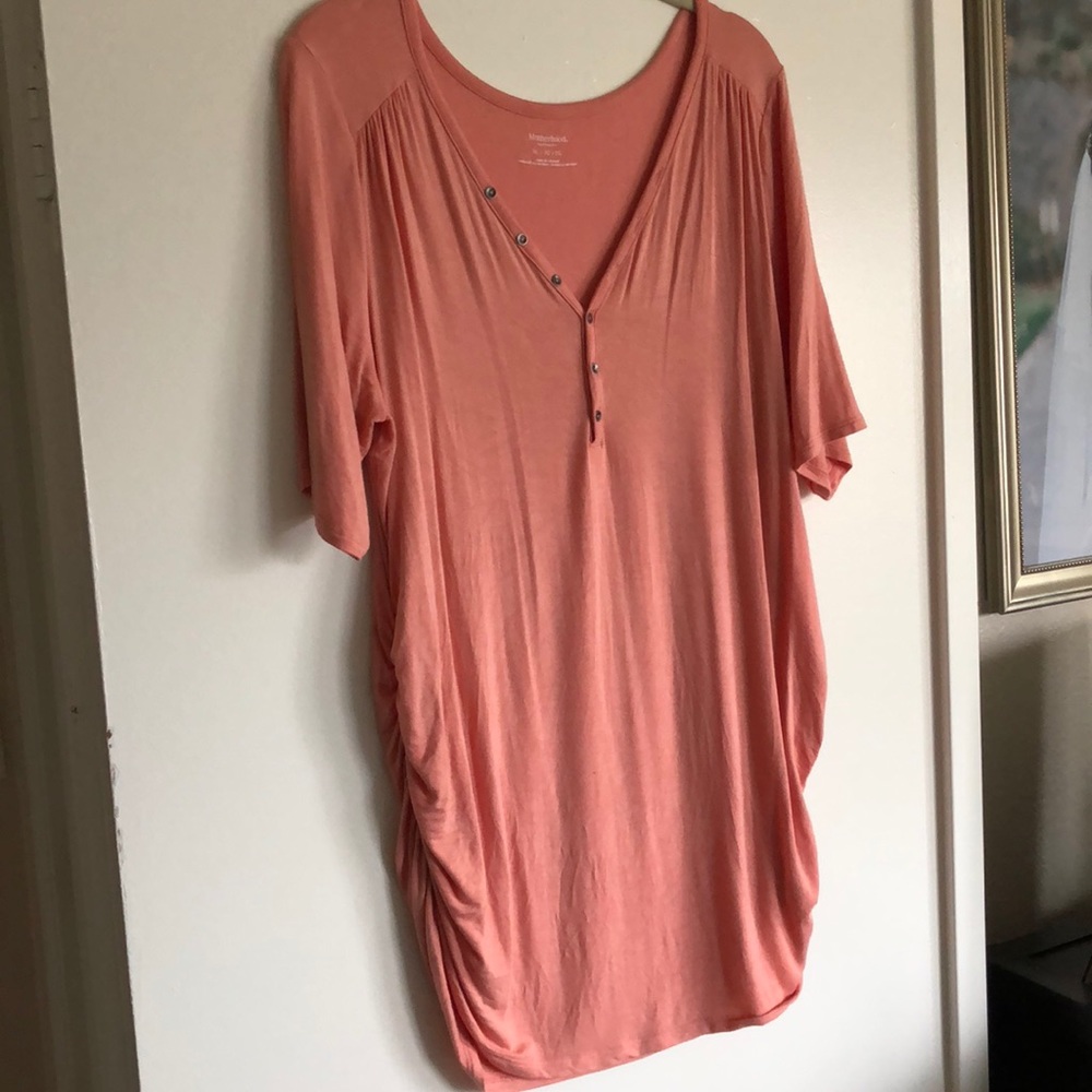Motherhood Maternity nursing/maternity top